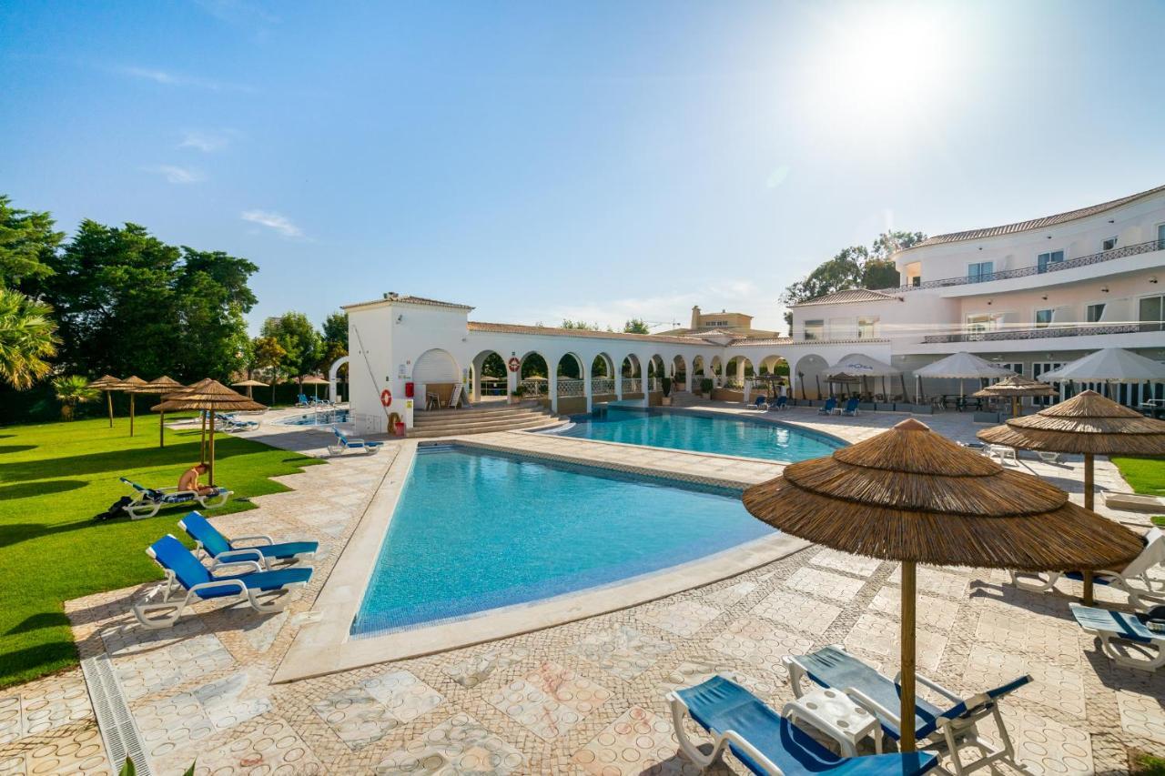 Praia Da Rocha, Vila Rosa, T1, Piscinas, Parqueamento E Internet By Ig Portimão Exterior photo