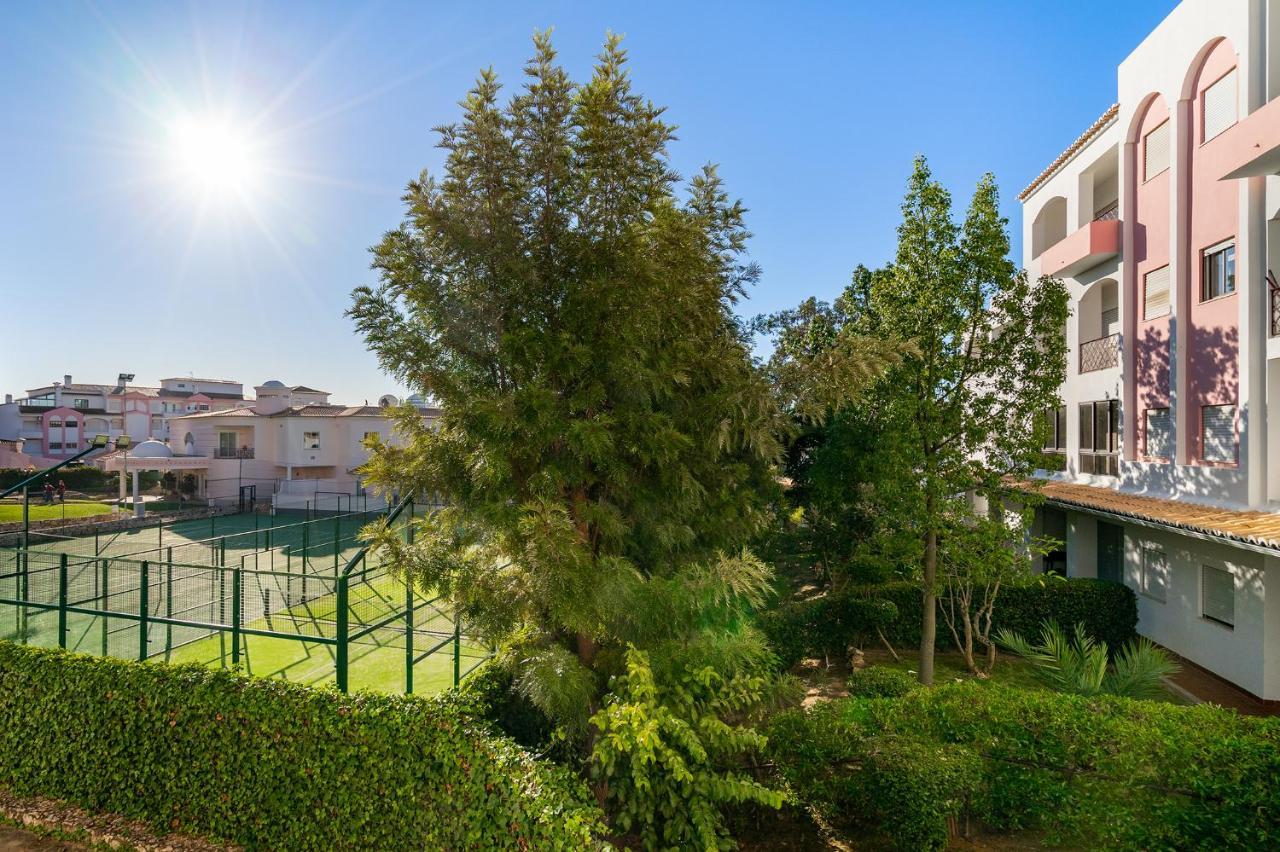 Praia Da Rocha, Vila Rosa, T1, Piscinas, Parqueamento E Internet By Ig Portimão Exterior photo